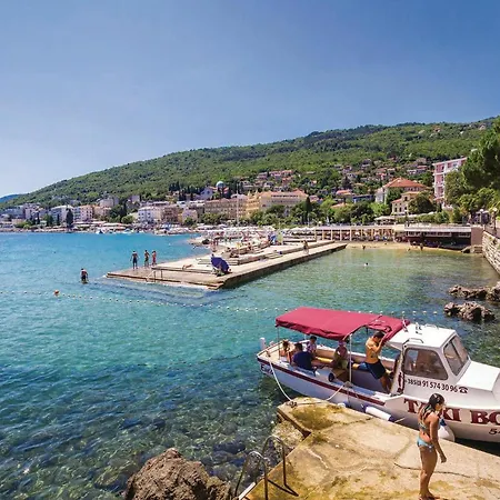 2 Bedroom Gorgeous Home In Moscenicka Draga