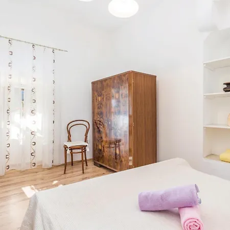 Holiday home 2 Bedroom Gorgeous Home In Moscenicka Draga Martina