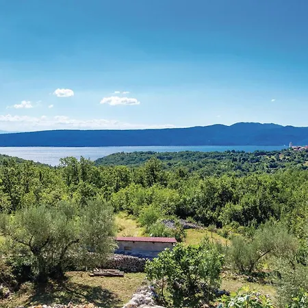 2 Bedroom Gorgeous Home In Moscenicka Draga *